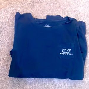 Long sleeve vine yard vines shirt